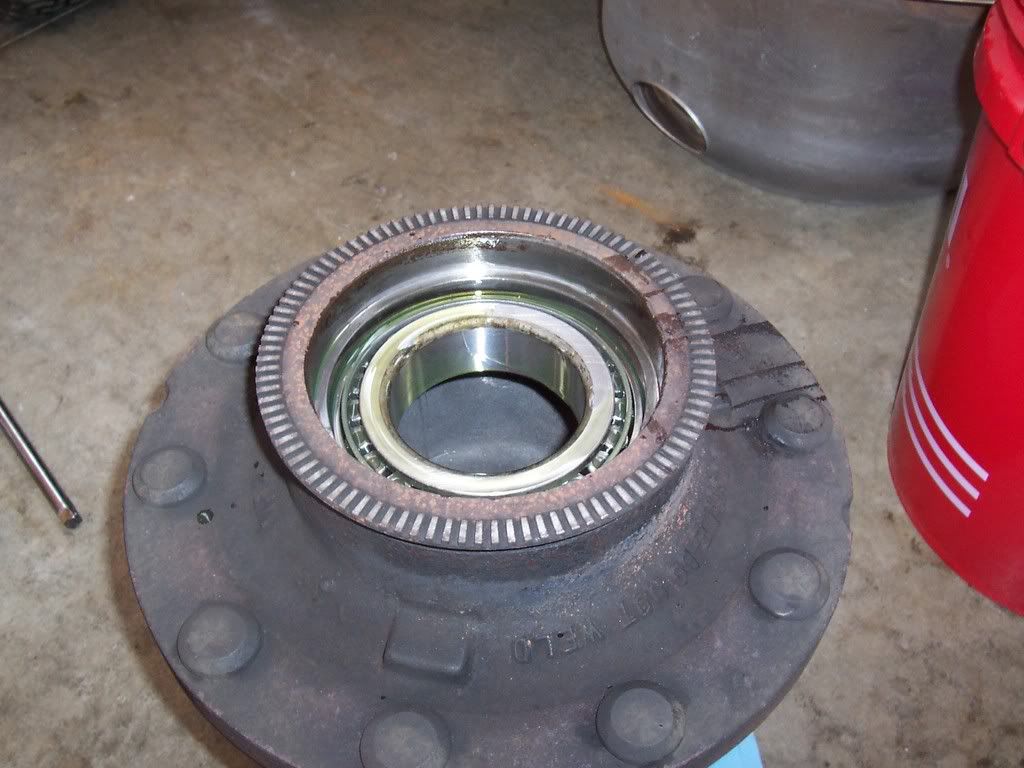 Open Roads Forum Changing rear wheel seals. Spartan chassis